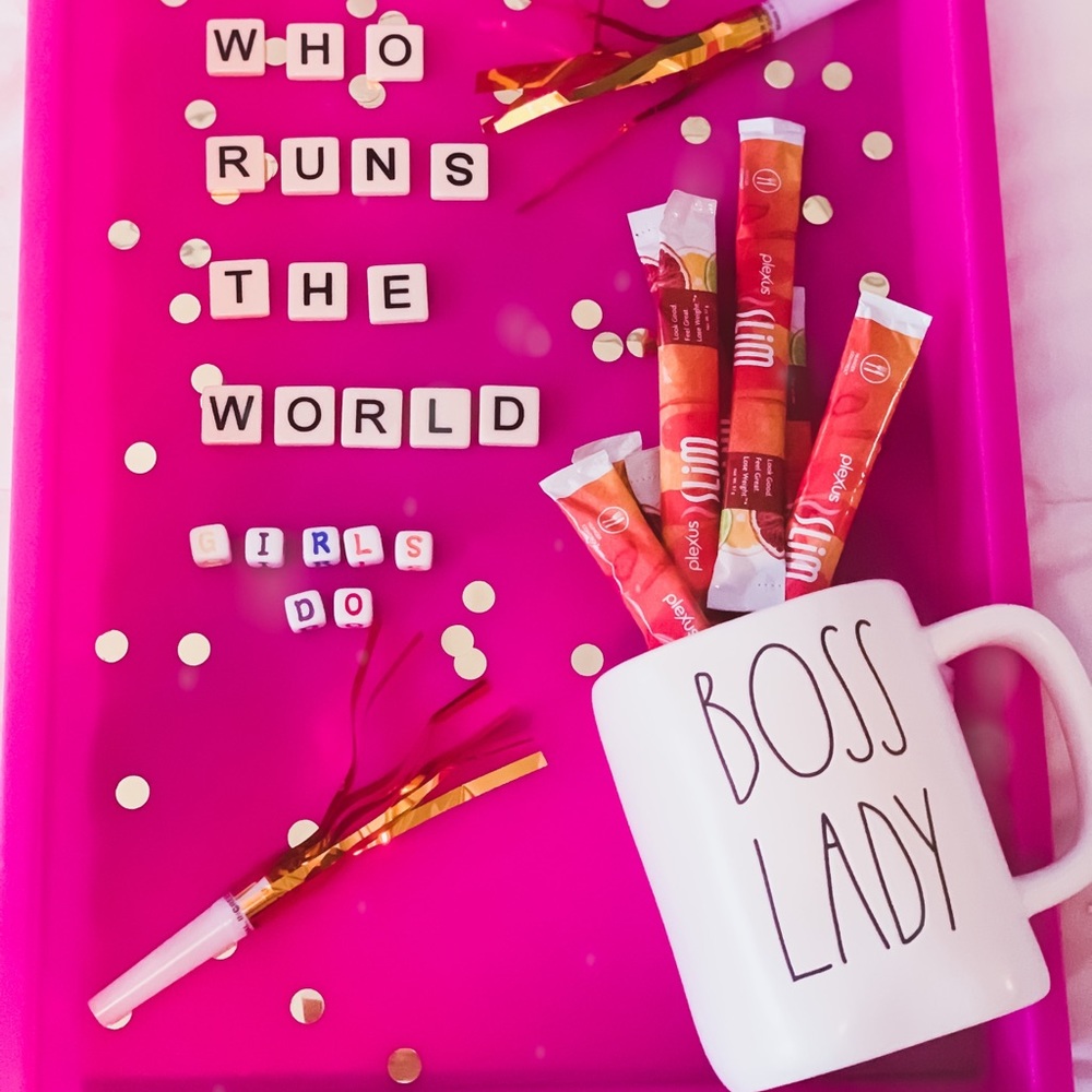 Rae Dunn Mug “Boss Lady”